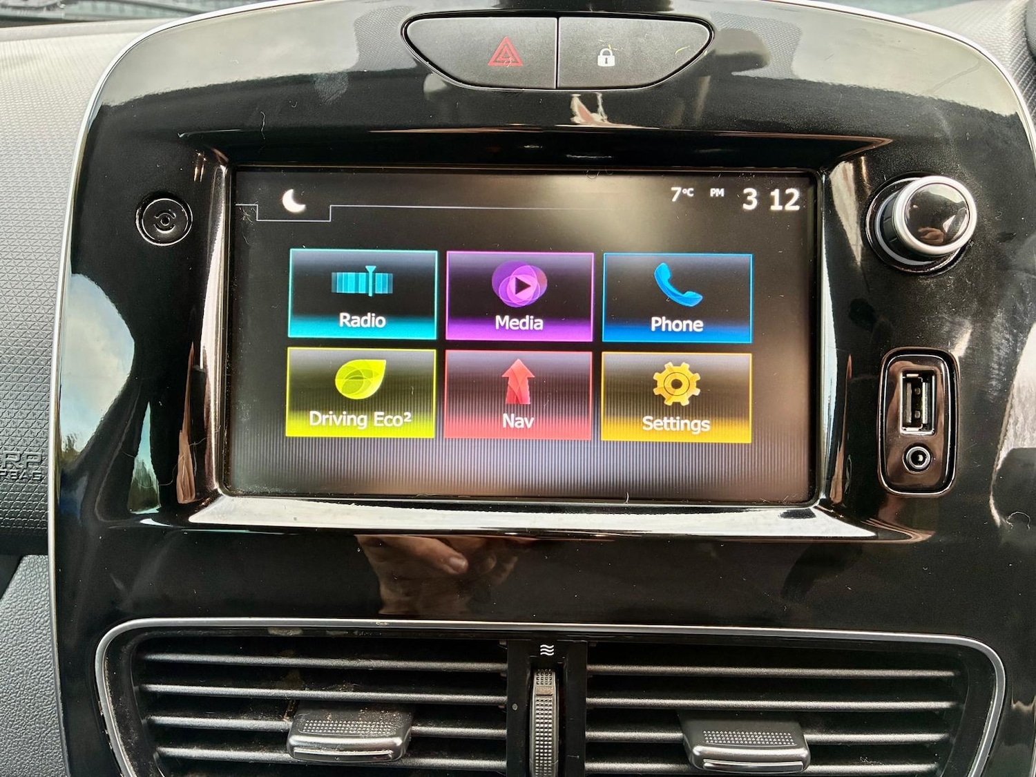 Used Renault Clio 2019 for sale - 77269882: Photo 9