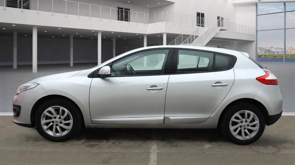 Used Renault Megane 2014 for sale - 77400098: Photo 5