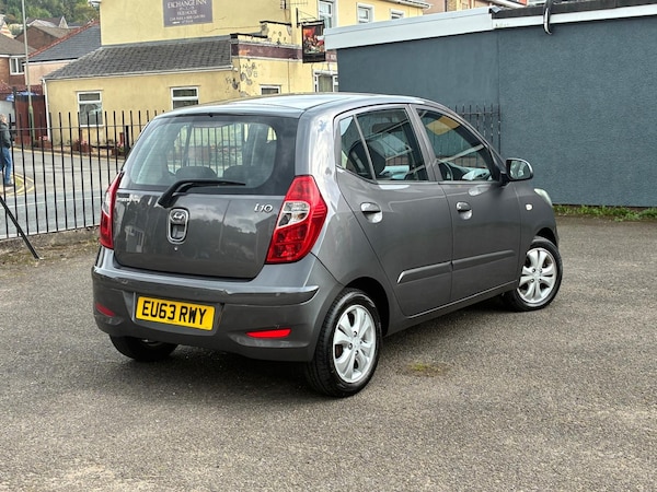 Used Hyundai i10 2013 for sale - 76097014: Photo 4