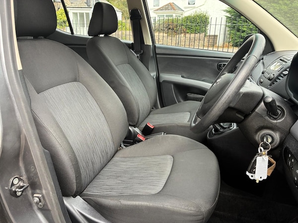 Used Hyundai i10 2013 for sale - 76097014: Photo 8