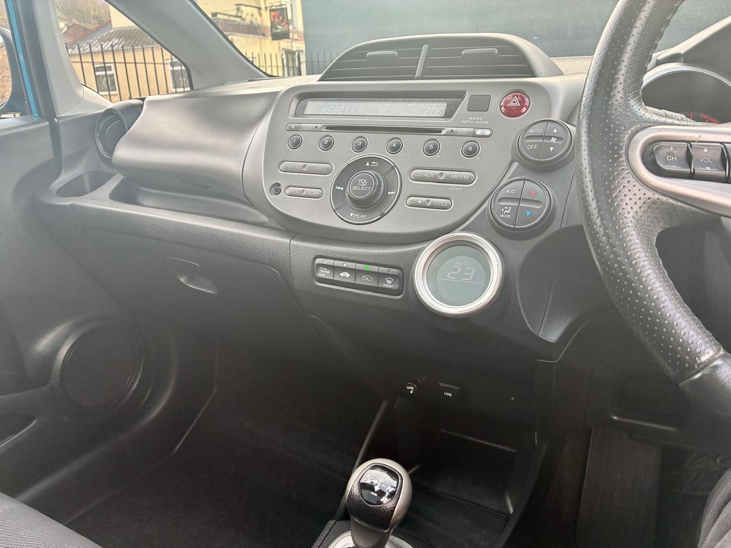 Used Honda Jazz 2010 for sale - 76725432: Photo 12