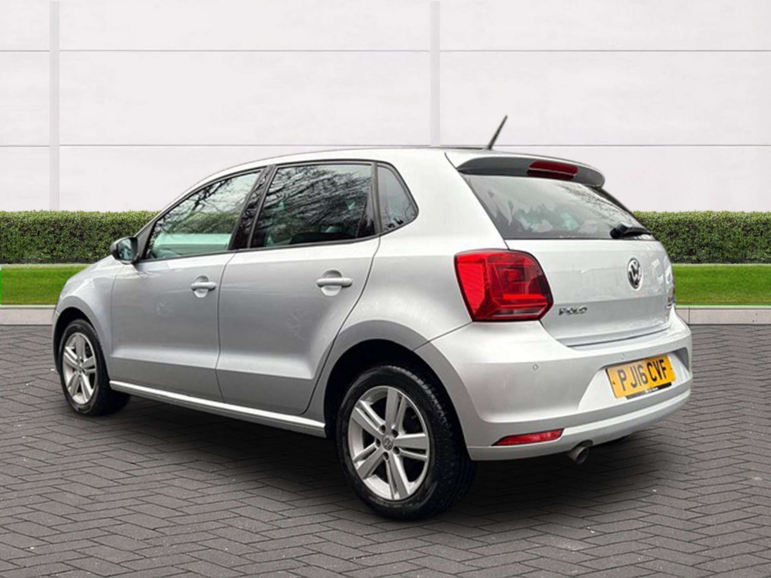 Used Volkswagen Polo 2016 for sale - 77342903: Photo 5