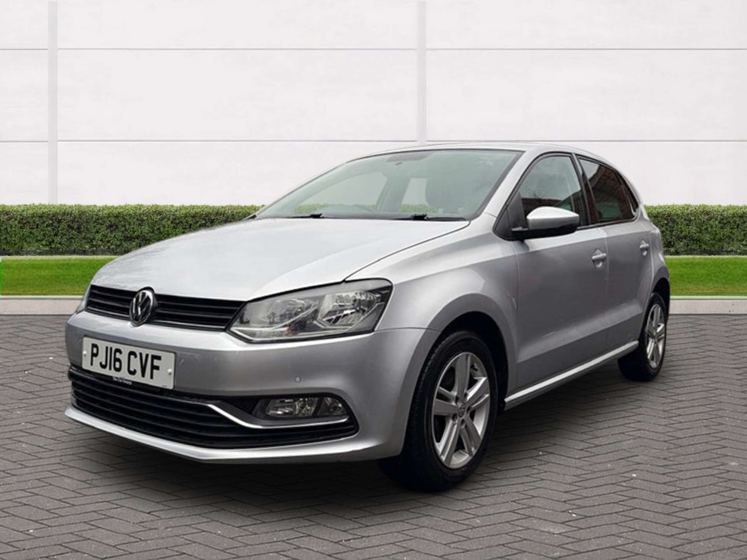 Used Volkswagen Polo 2016 for sale - 77342903: Photo 7