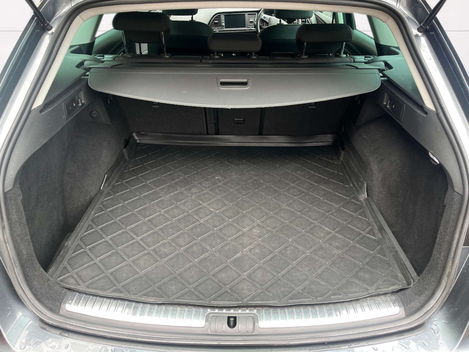 Used SEAT Leon 2018 for sale - 76404378: Photo 12