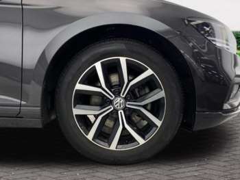 Used Volkswagen Passat 2020 for sale - 74917456: Photo