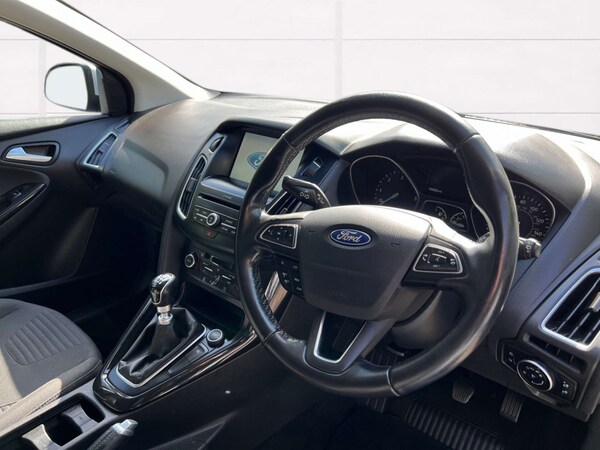 Used Ford Focus 2015 for sale - 76048854: Photo 10