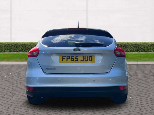 Used Ford Focus 2015 for sale - 76048854: Photo 4