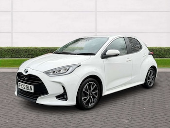 Used Toyota Yaris 2022 for sale - 77759717: Photo