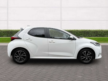 Used Toyota Yaris 2022 for sale - 79206018: Photo