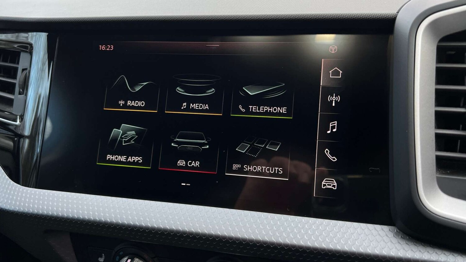 Used Audi A1 2019 for sale - 77650534: Photo 32