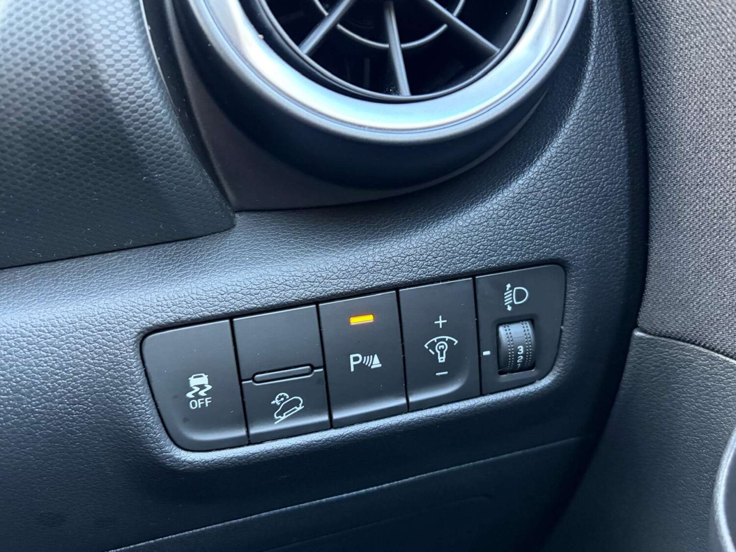 Used Hyundai KONA 2021 for sale - 77366819: Photo 29