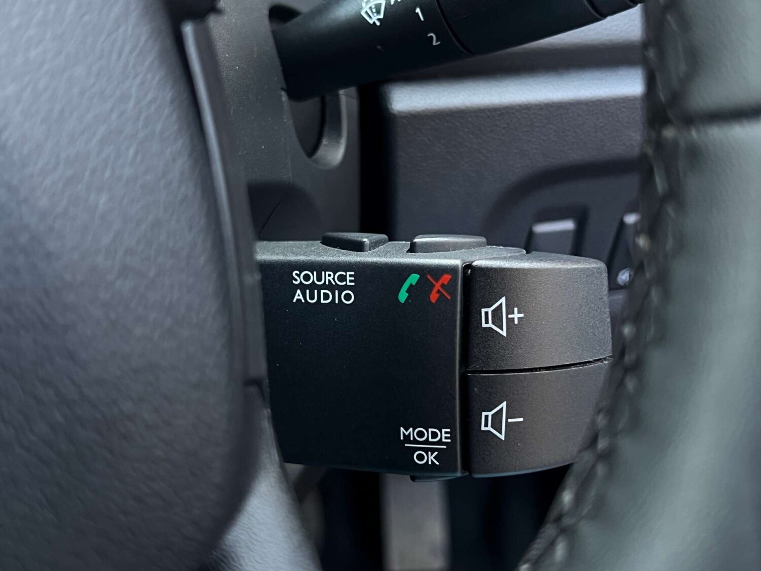 Used Renault Captur 2018 for sale - 77946402: Photo 7