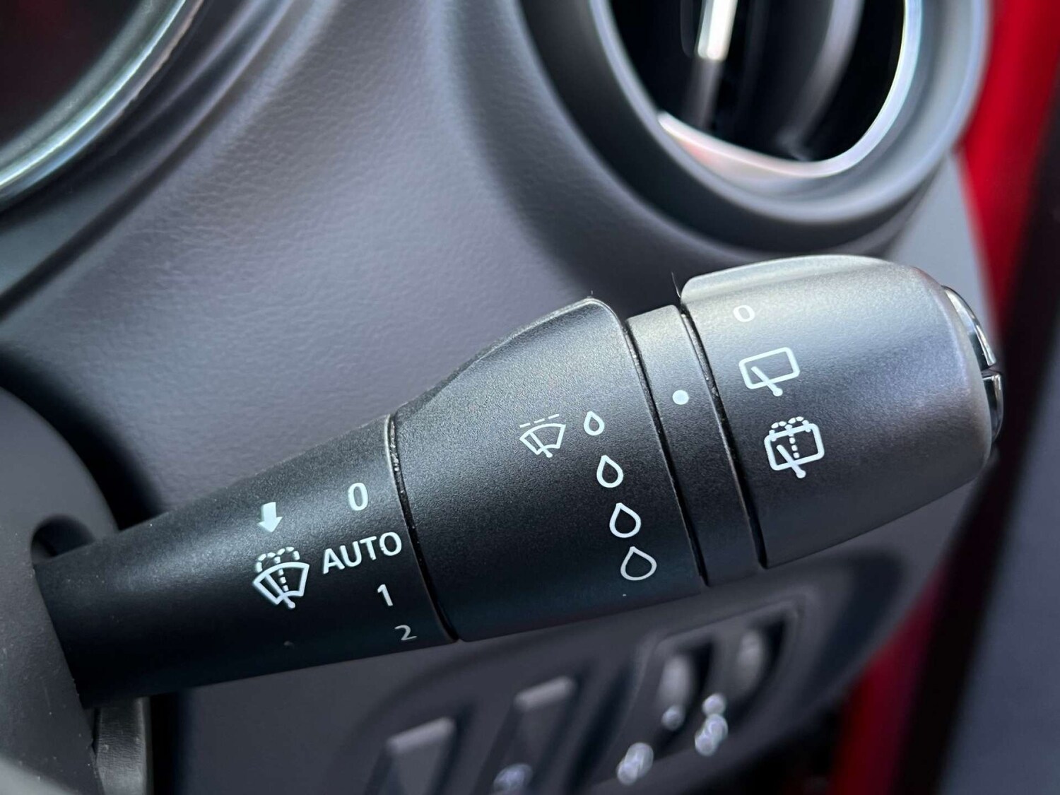 Used Renault Captur 2018 for sale - 77946402: Photo 9