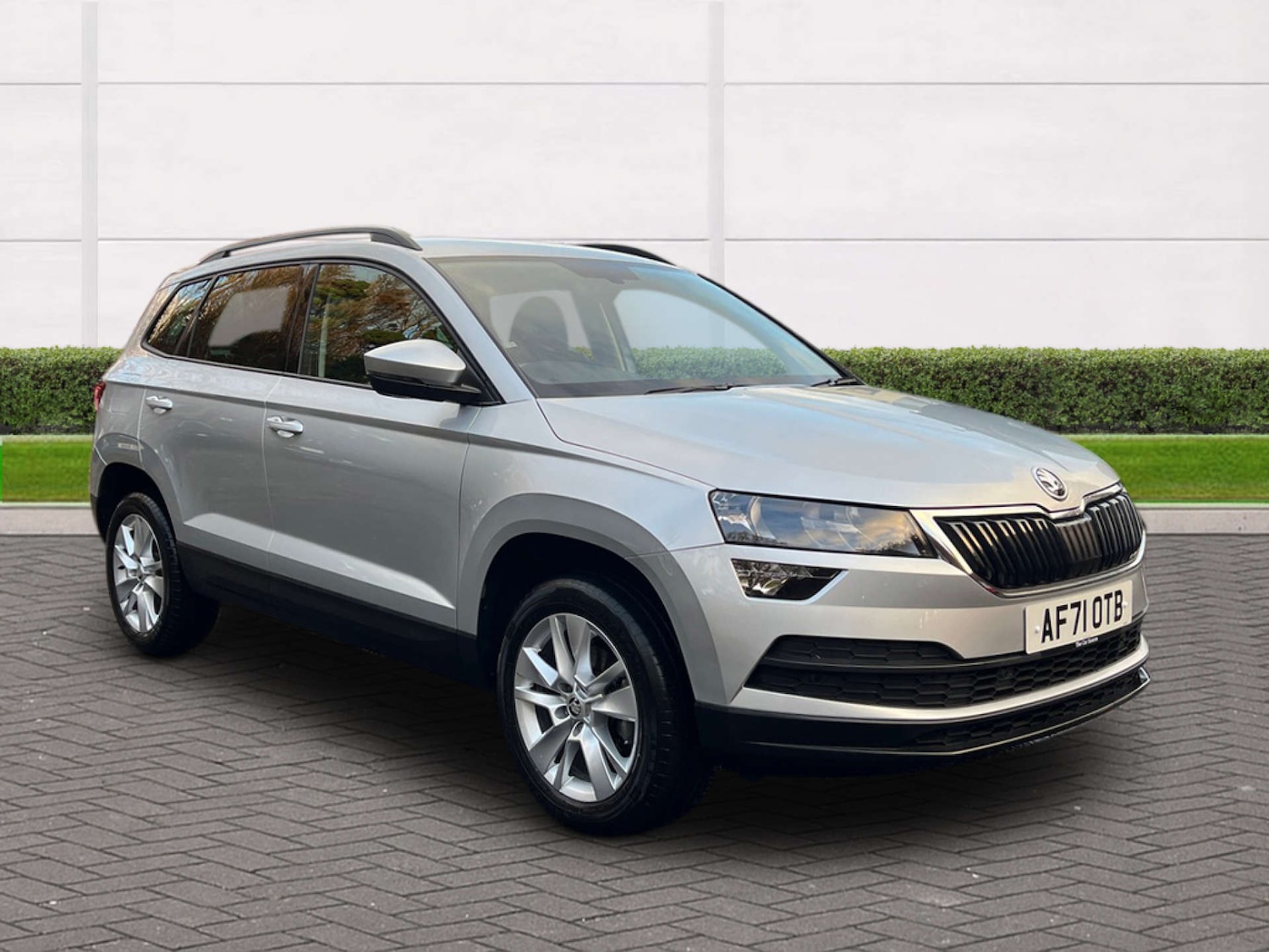 Used Skoda Karoq 2021 for sale - 76614735: Photo 1