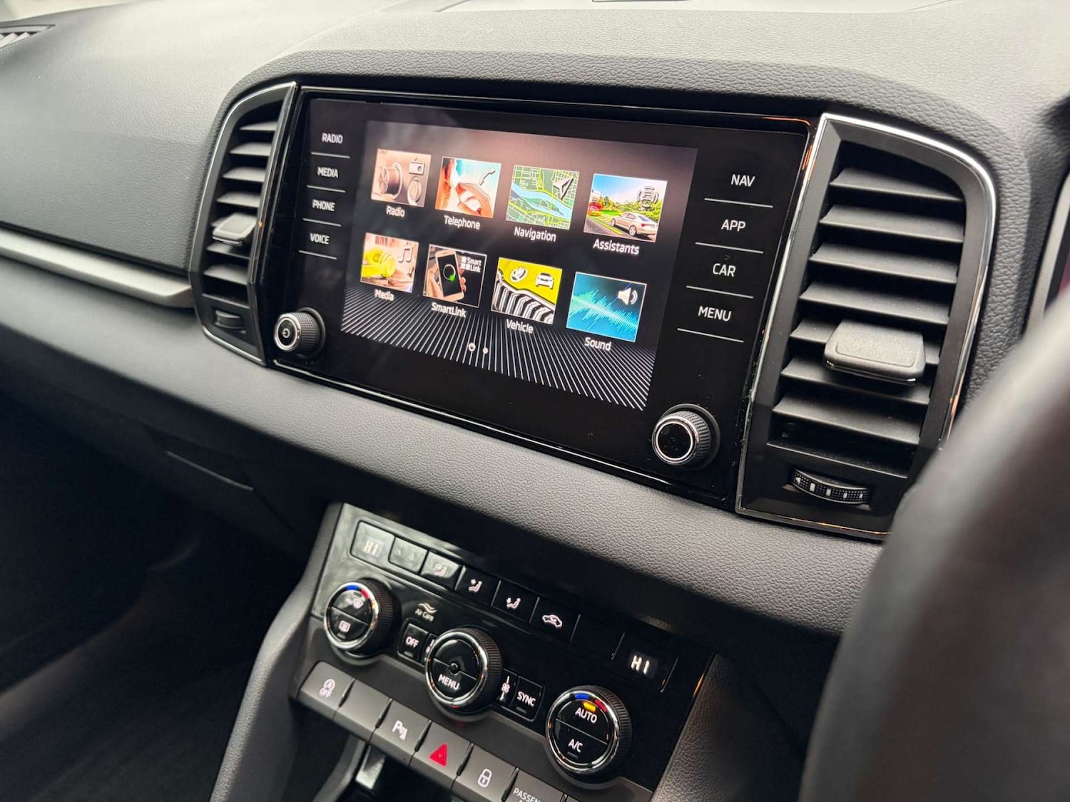 Used Skoda Karoq 2021 for sale - 76614735: Photo 14