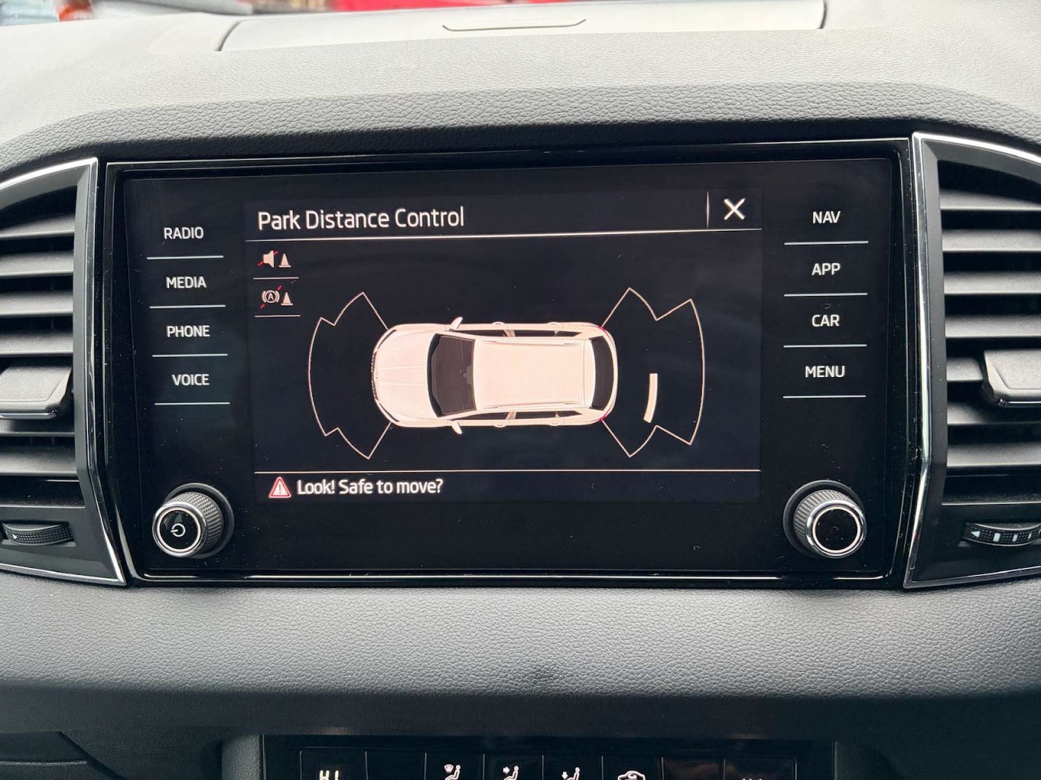 Used Skoda Karoq 2021 for sale - 76614735: Photo 15