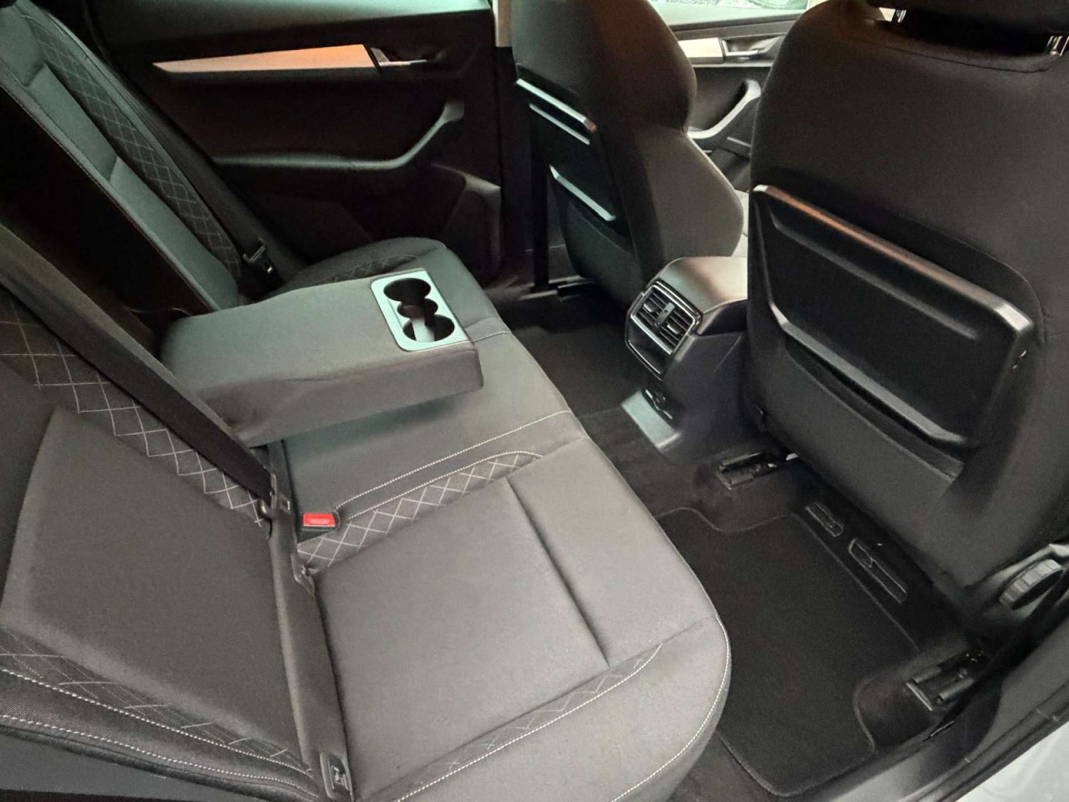 Used Skoda Karoq 2021 for sale - 76614735: Photo 20