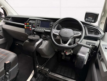 Used Volkswagen Transporter 2021 for sale - 78817249: Photo