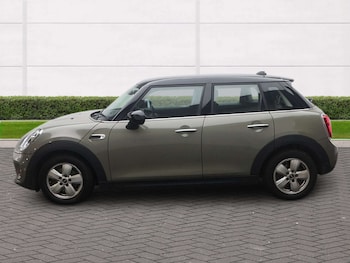 Used MINI Hatch 2020 for sale - 77650530: Photo