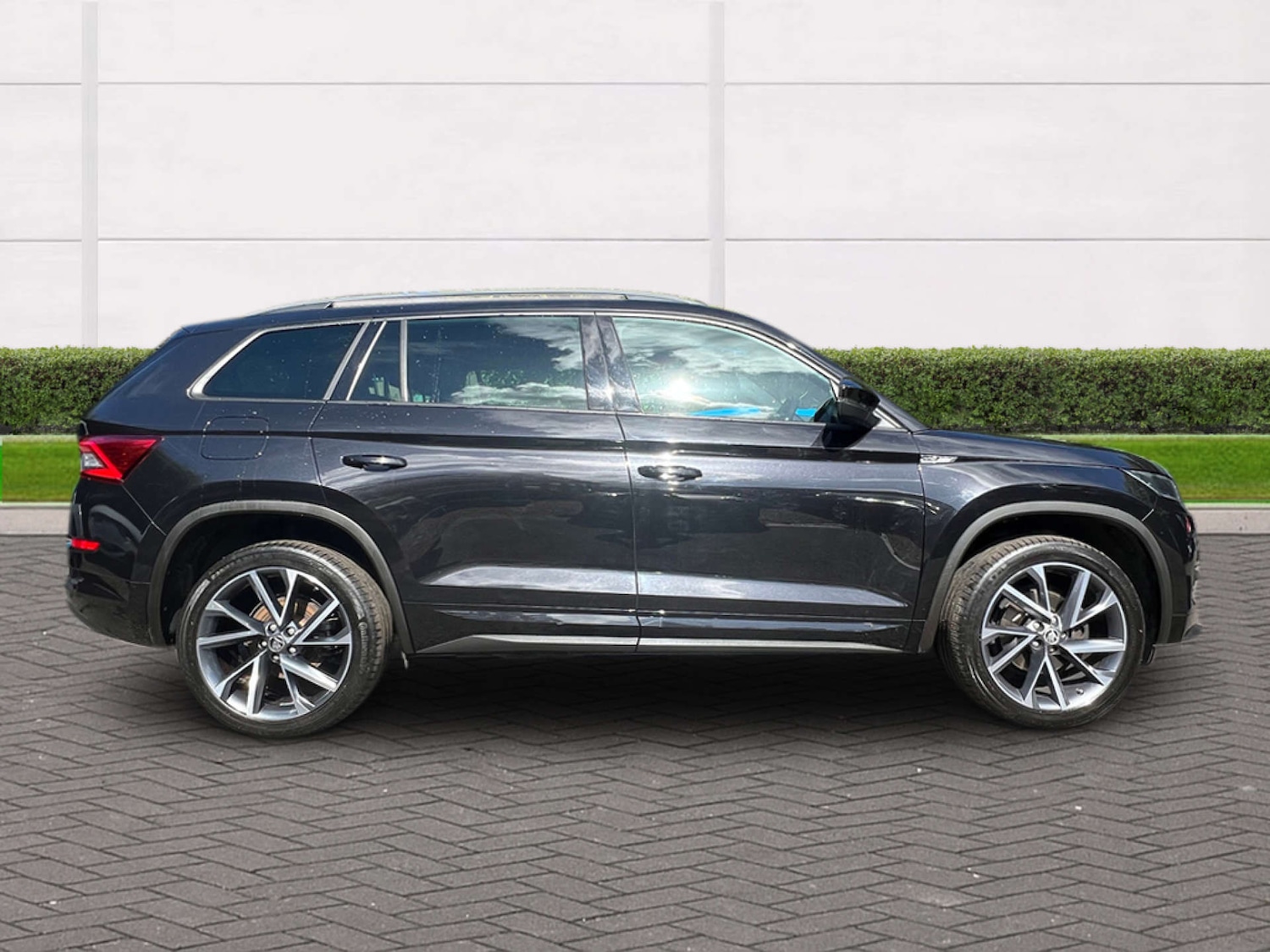 Used Skoda Kodiaq 2020 for sale - 76556049: Photo 2