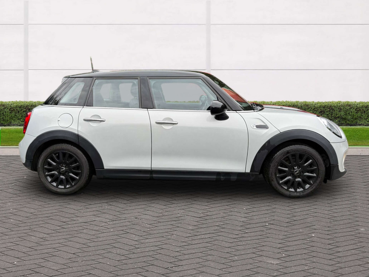 Used MINI Hatch 2015 for sale - 76118359: Photo 5