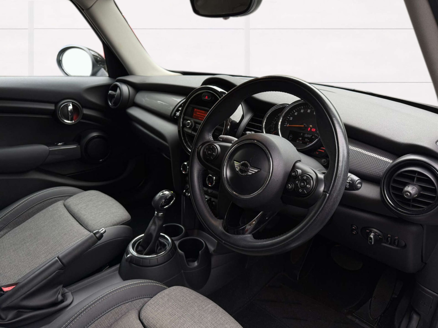Used MINI Hatch 2015 for sale - 76118359: Photo 9