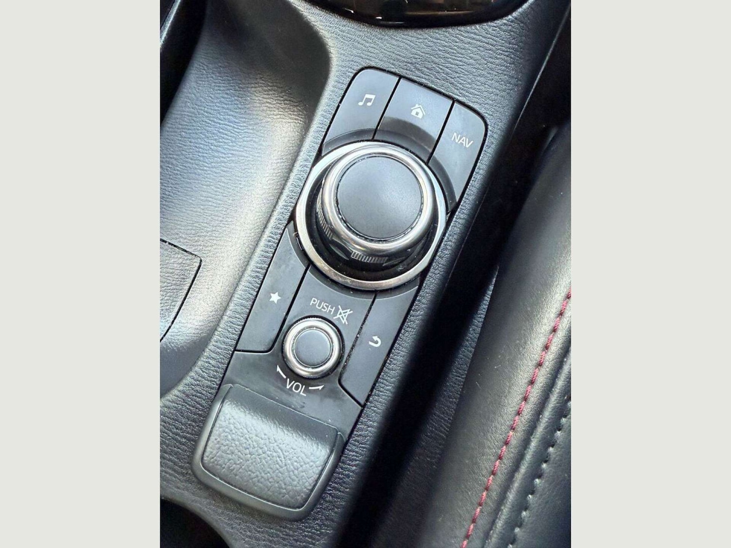 Used Mazda CX-3 2015 for sale - 76547282: Photo 14