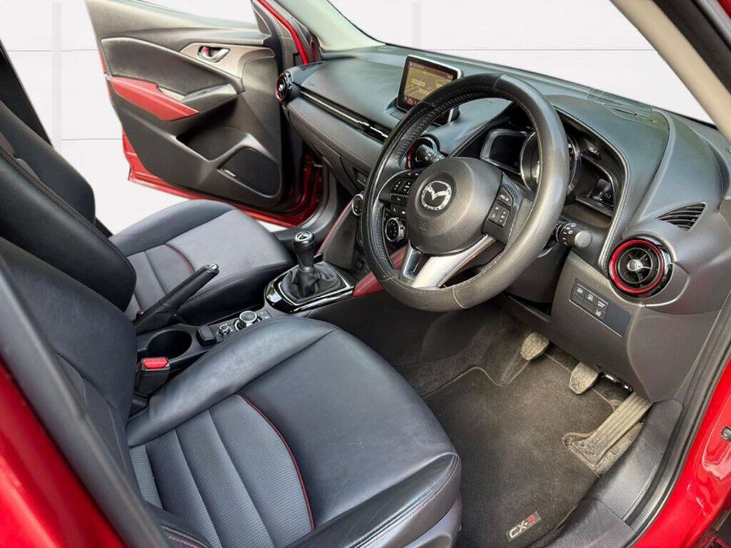 Used Mazda CX-3 2015 for sale - 76547282: Photo 5