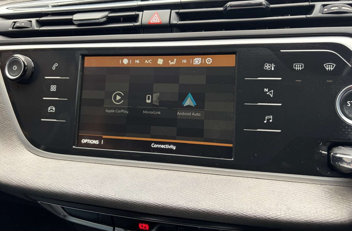 Used Citroen Grand C4 Picasso 2017 for sale - 77678630: Photo 26