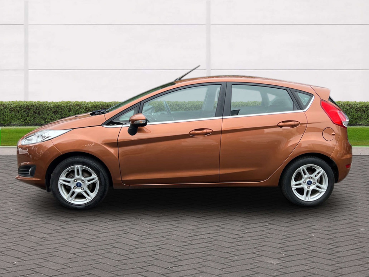 Used Ford Fiesta 2013 for sale - 78039565: Photo 2