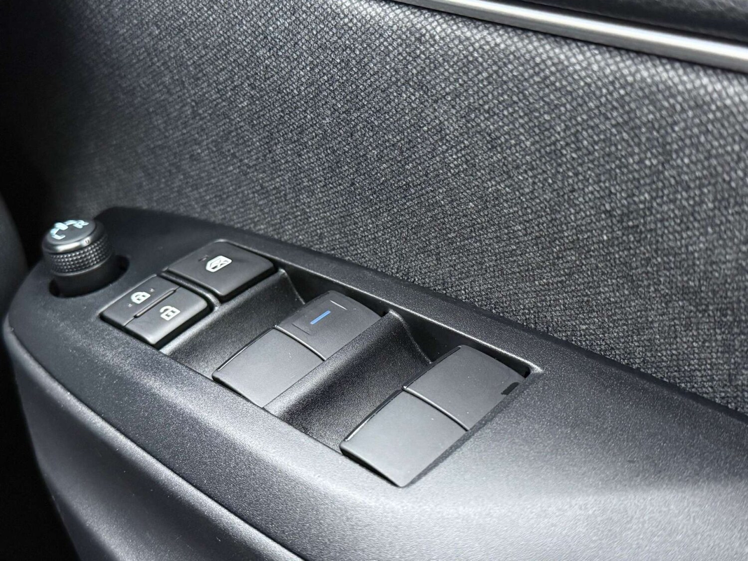 Used Toyota Yaris 2022 for sale - 76963699: Photo 17