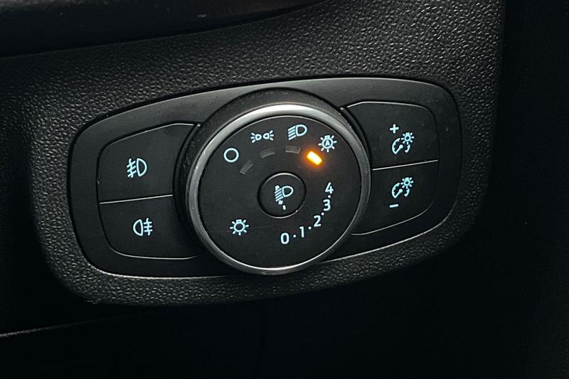 Used Ford Fiesta 2018 for sale - 77679550: Photo 35