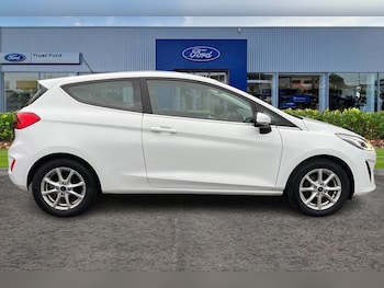 Used Ford Fiesta 2018 for sale - 77679550: Photo