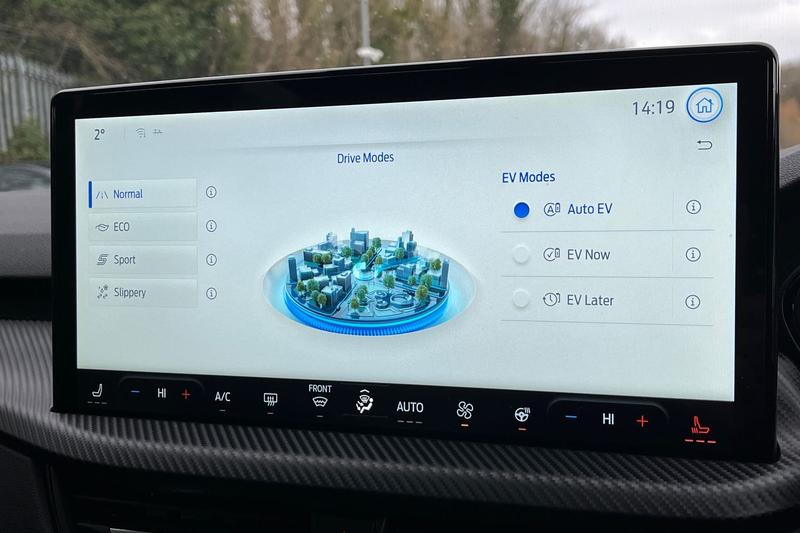 Used Ford Kuga 2025 for sale - 77450513: Photo 31