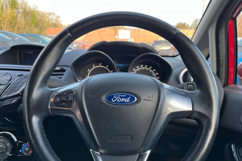 Used Ford Fiesta 2016 for sale - 76908803: Photo 12