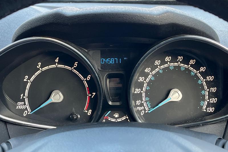 Used Ford Fiesta 2016 for sale - 76908803: Photo 13