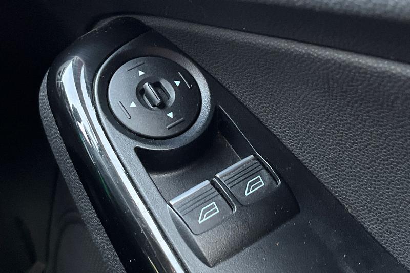 Used Ford Fiesta 2016 for sale - 76908803: Photo 16