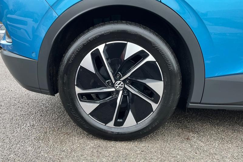 Used Volkswagen ID.4 2024 for sale - 77306941: Photo 8