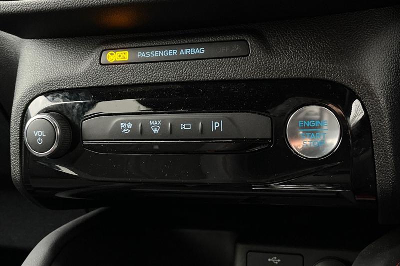 Used Ford Kuga 2024 for sale - 76647146: Photo 33