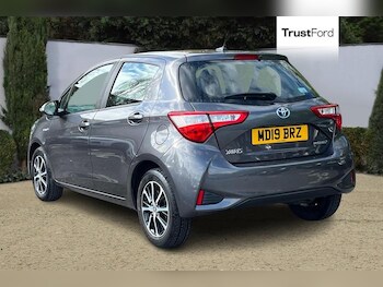 Used Toyota Yaris 2019 for sale - 78255550: Photo