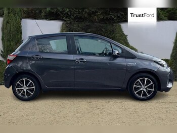 Used Toyota Yaris 2019 for sale - 78255550: Photo