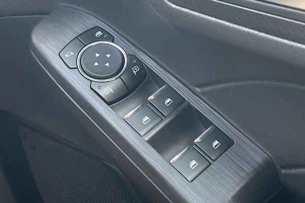 Used Ford Kuga 2025 for sale - 75648255: Photo 16