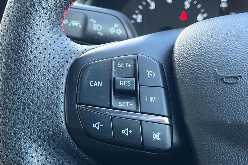 Used Ford Fiesta 2022 for sale - 78042934: Photo 33