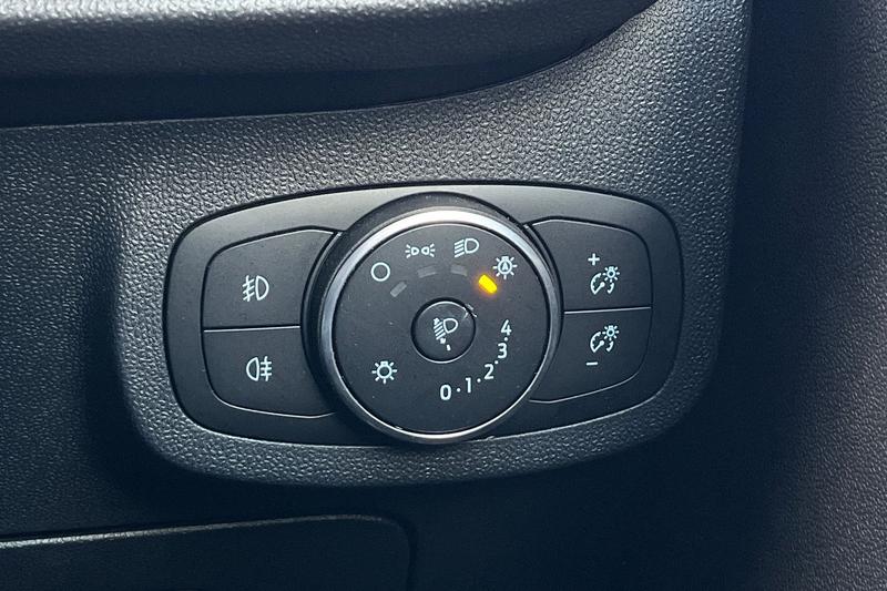 Used Ford Fiesta 2022 for sale - 78042934: Photo 35