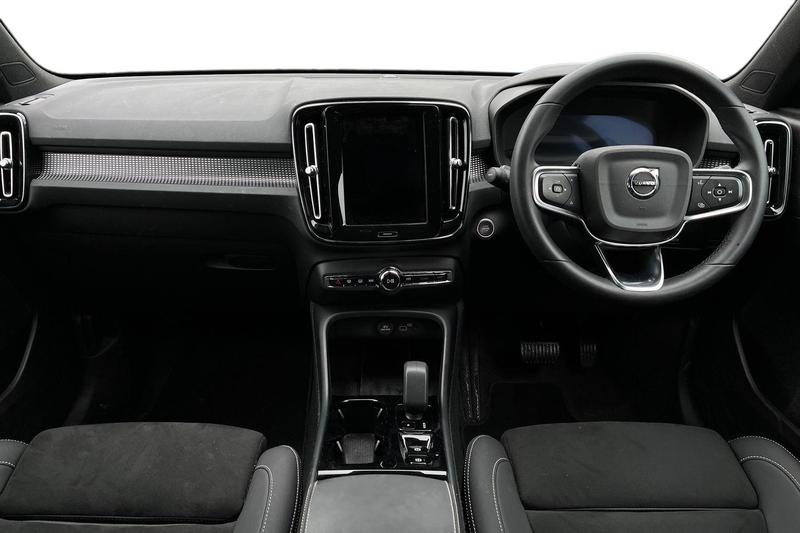 Used Volvo XC40 2025 for sale - 77186871: Photo 10