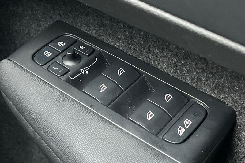 Used Volvo XC40 2025 for sale - 77186871: Photo 16