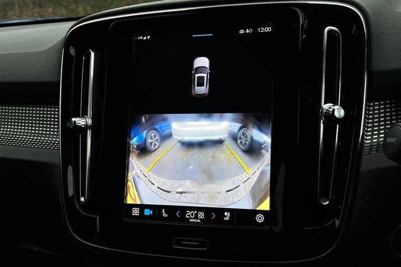 Used Volvo XC40 2025 for sale - 77186871: Photo 27