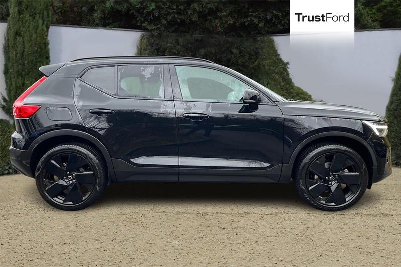 Used Volvo XC40 2025 for sale - 77186871: Photo 3
