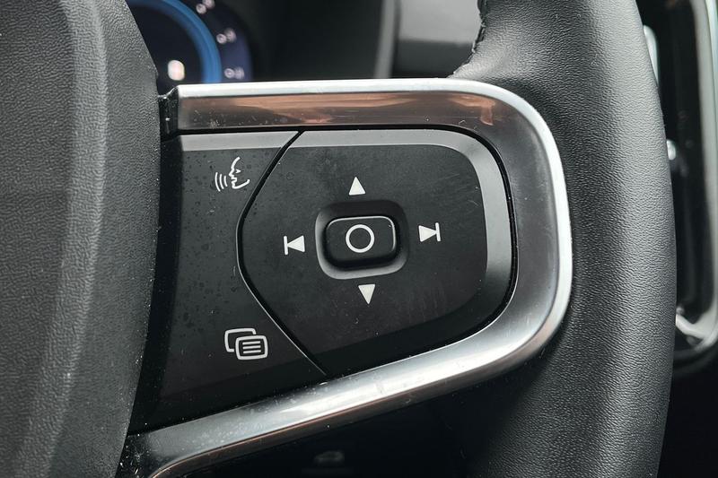 Used Volvo XC40 2025 for sale - 77186871: Photo 34