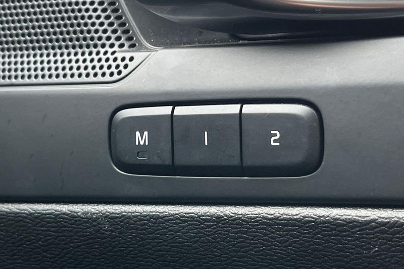 Used Volvo XC40 2025 for sale - 77186871: Photo 35